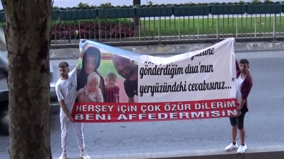 İstanbul'da, aldattığı eşinden pankart açıp özür diledi