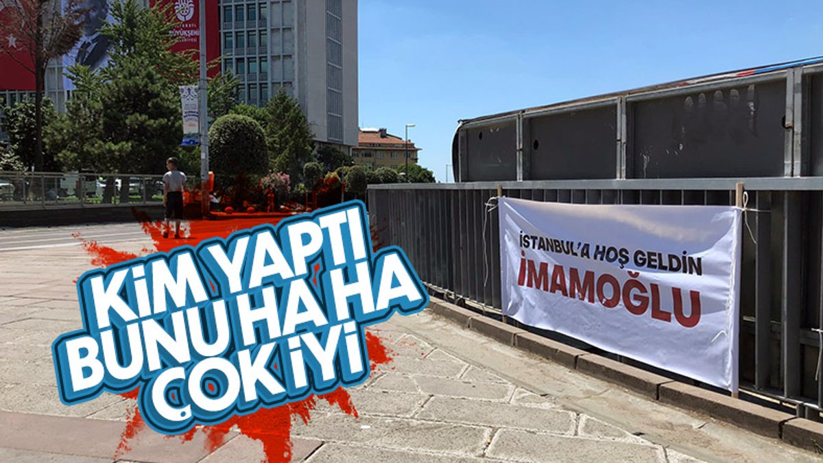 Ekrem İmamoğlu'na pankartlı tatil protestosu