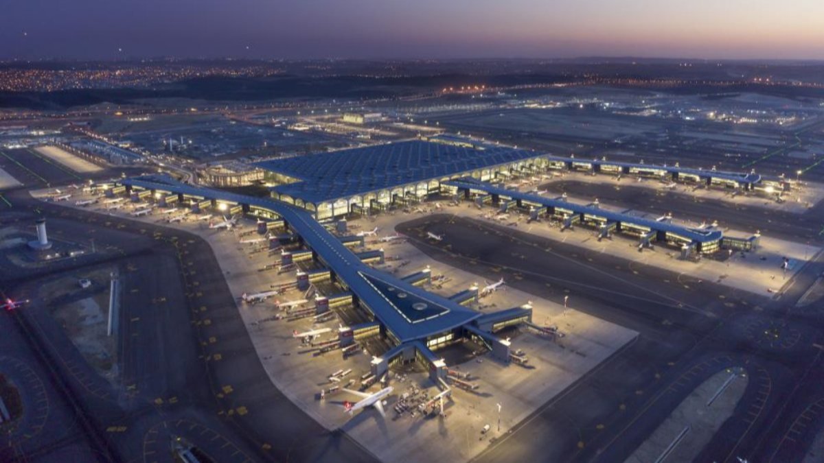 İstanbul Havalimanı günlük bin 333 uçuşla Avrupa'da zirvede yer aldı