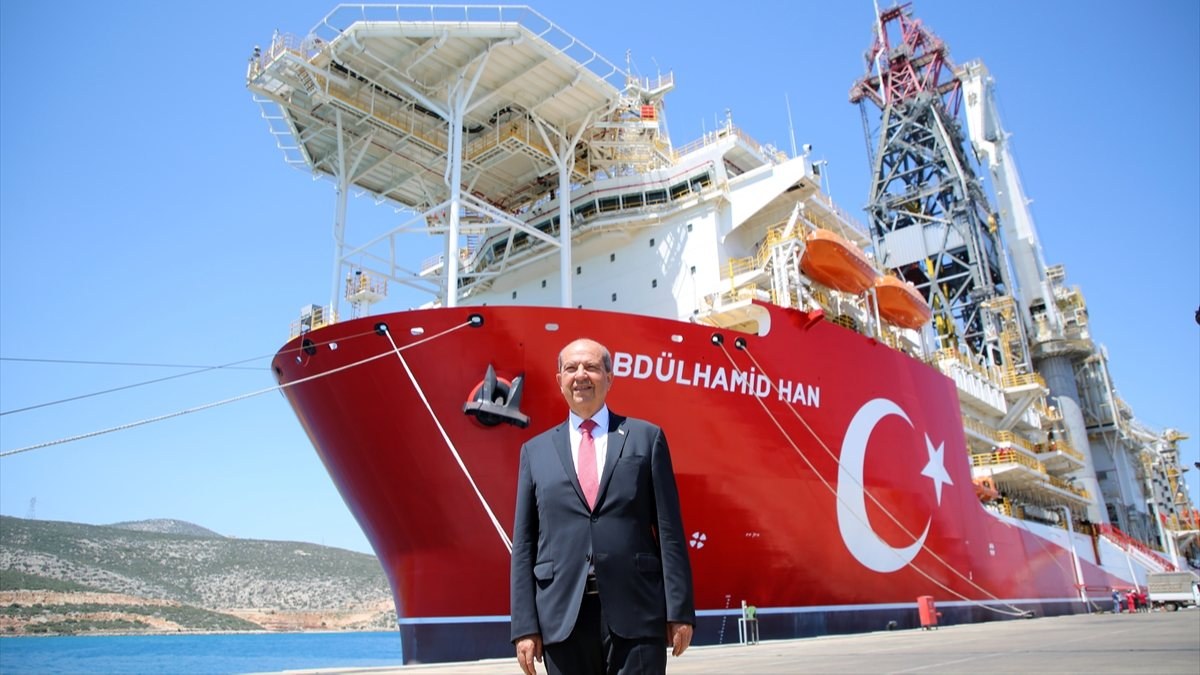 Ersin Tatar'dan, Abdülhamid Han sondaj gemisi değerlendirmesi