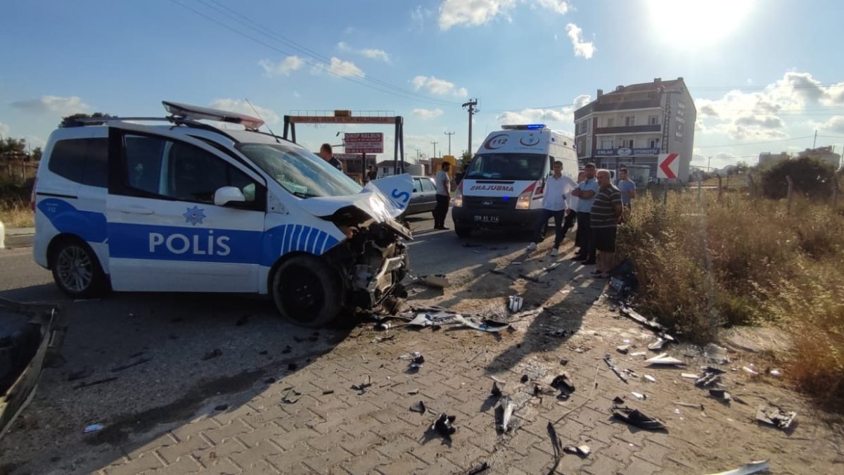 Tekirdağ'da aşırı hız yapan araç, 2 polisi yaraladı