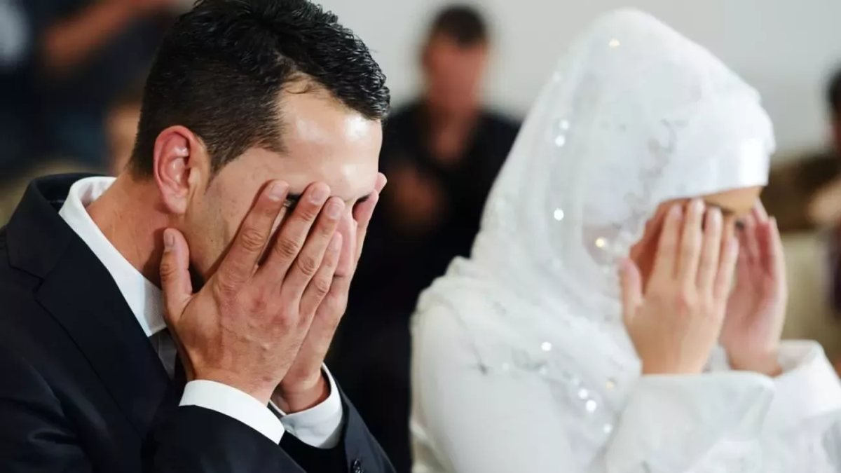 Hayırlı eş ve evlilik için hangi dualar okunur? Evlenmek isteyenler için eş duası...