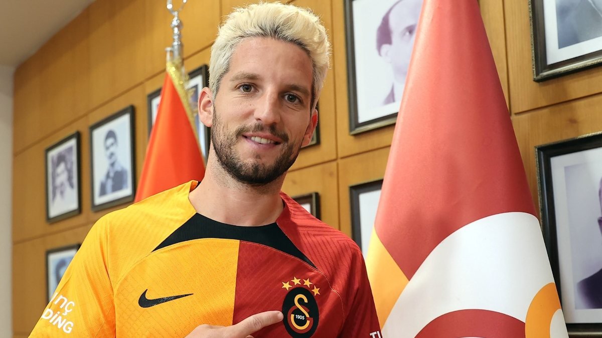 Galatasaray’da Dries Mertens 10 numaralı formayı giyecek