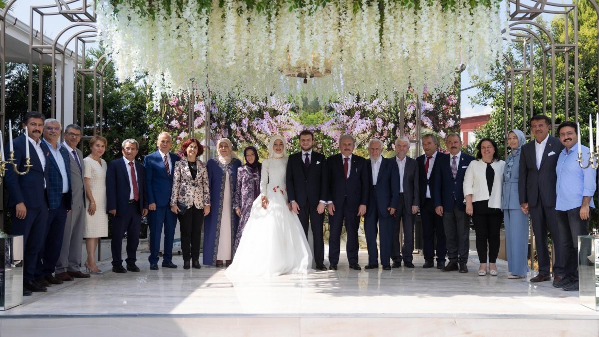 Mustafa Şentop'un oğlu evleniyor