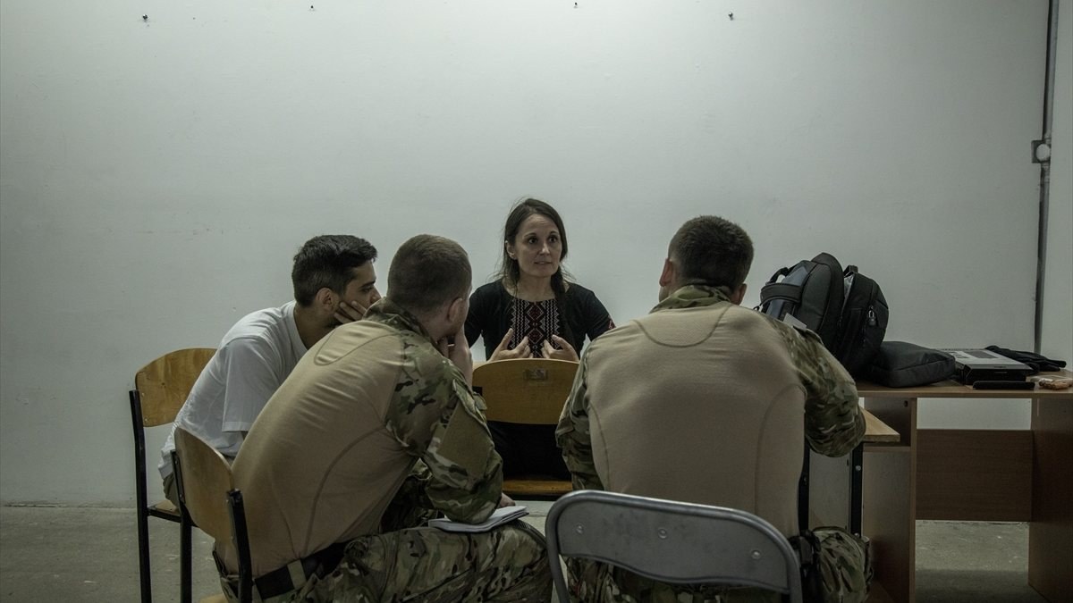 Ukrayna'da sağlık çalışanlarından askeri personele eğitim