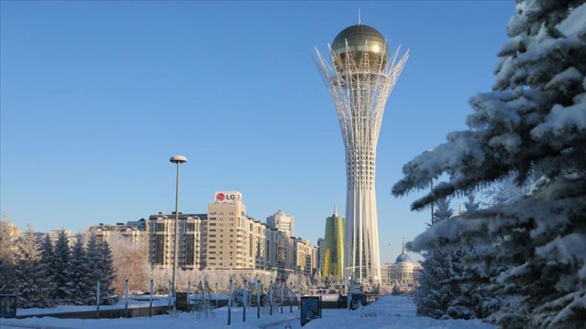 Kazakistan ekonomisi 2022'de yüzde 3,3 büyüdü