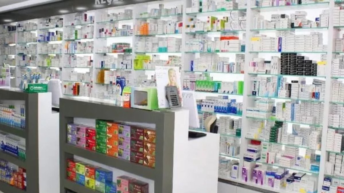 Yarın hastaneler ve eczaneler açık mı? 29 Ağustos, 30 Ağustos hastaneler ve eczaneler kapalı mı?