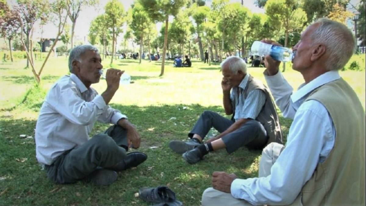 Şanlıurfa’da hava sıcaklığı 45 dereceyi buldu