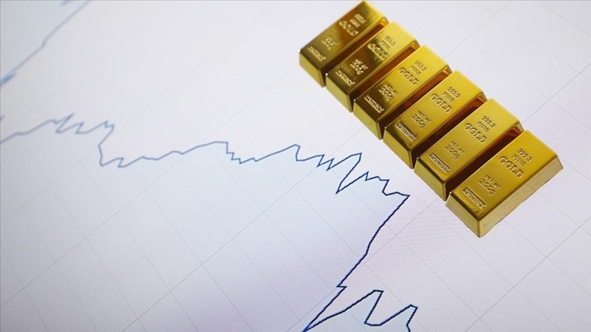 Altının kilogramı 992 bin liraya geriledi