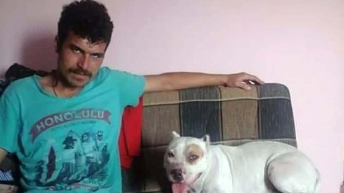 Adana'da elektrik direğinde akıma kapılıp öldü