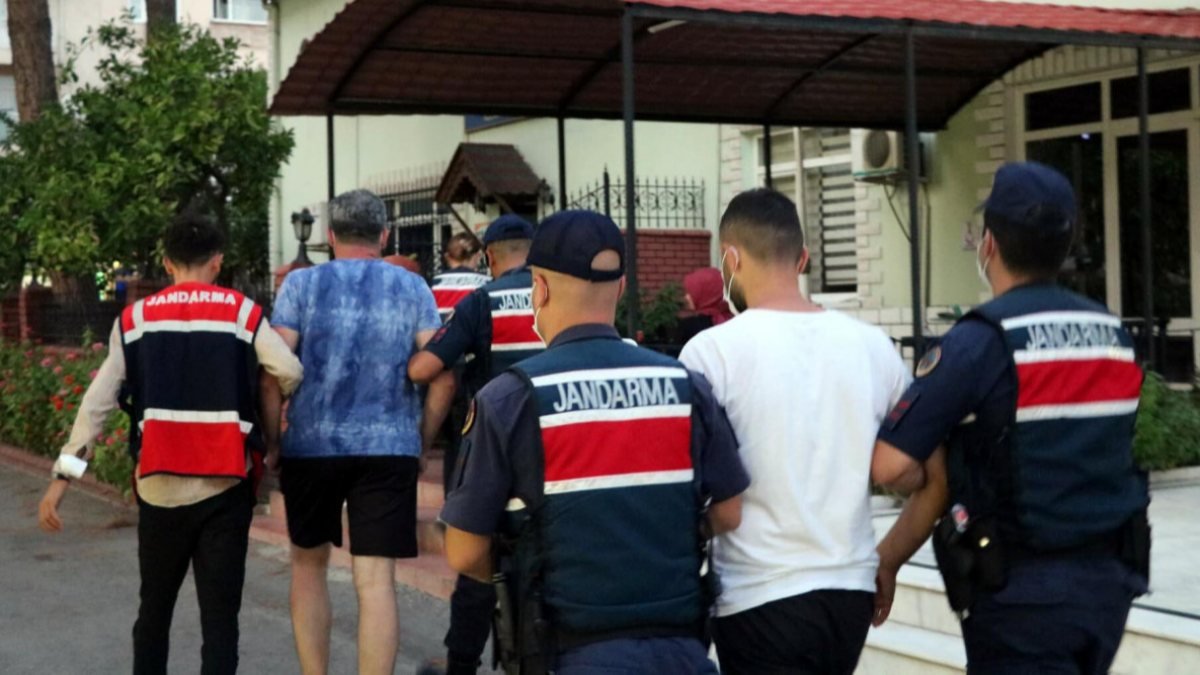 Yunanistan’a kaçmaya çalışan FETÖ üyeleri jandarmaya takıldı