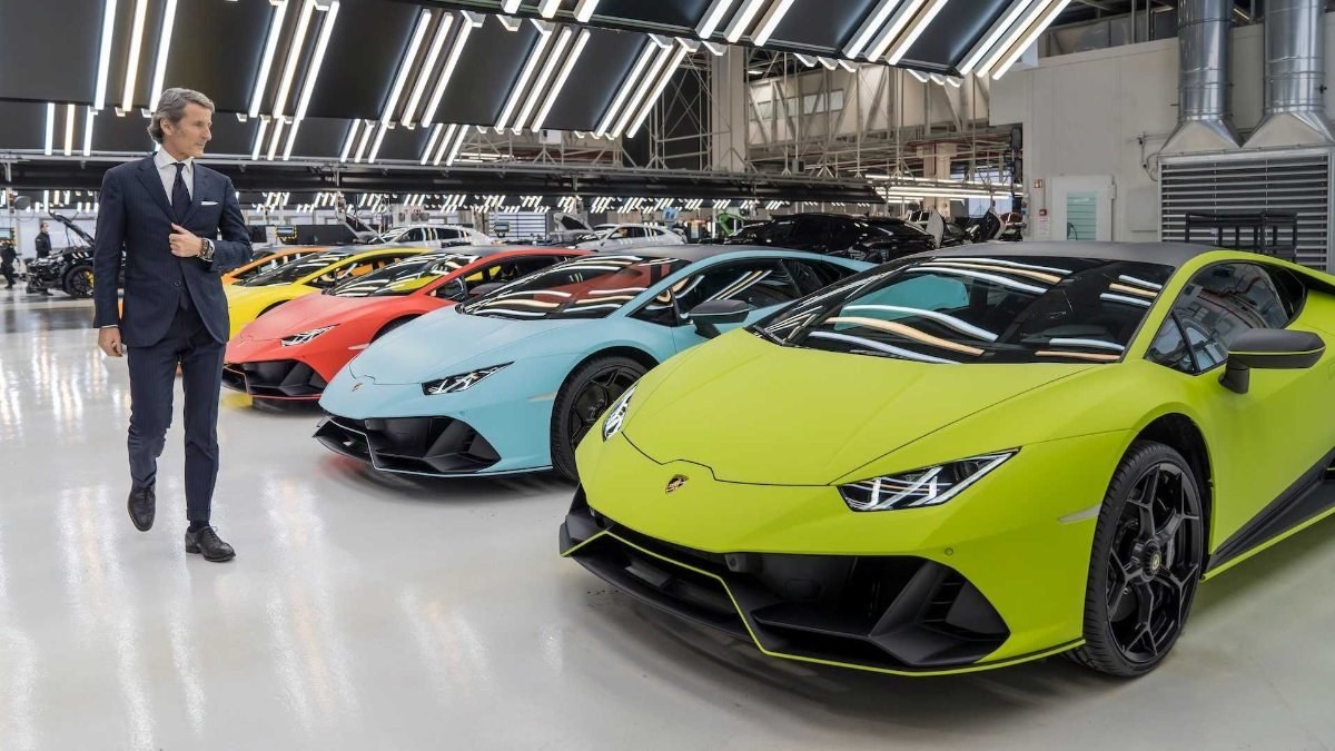 Lamborghini, 2024'e kadar üreteceği tüm otomobilleri sattı