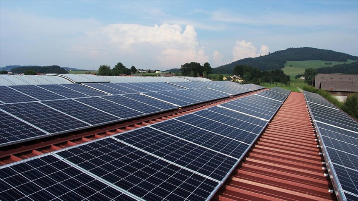 Güneş enerjisi AB'yi 29 milyar euro doğagaz ithalatından kurtardı
