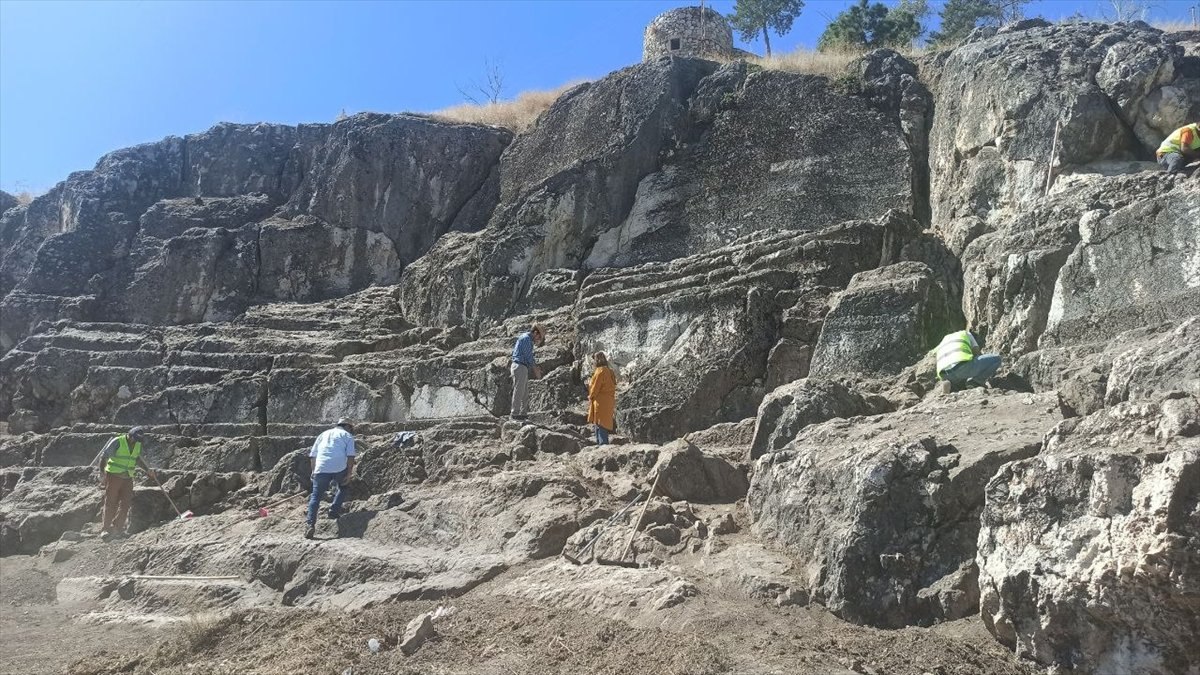 Tokat'taki Zile Kalesi'nde kazı çalışmaları başladı