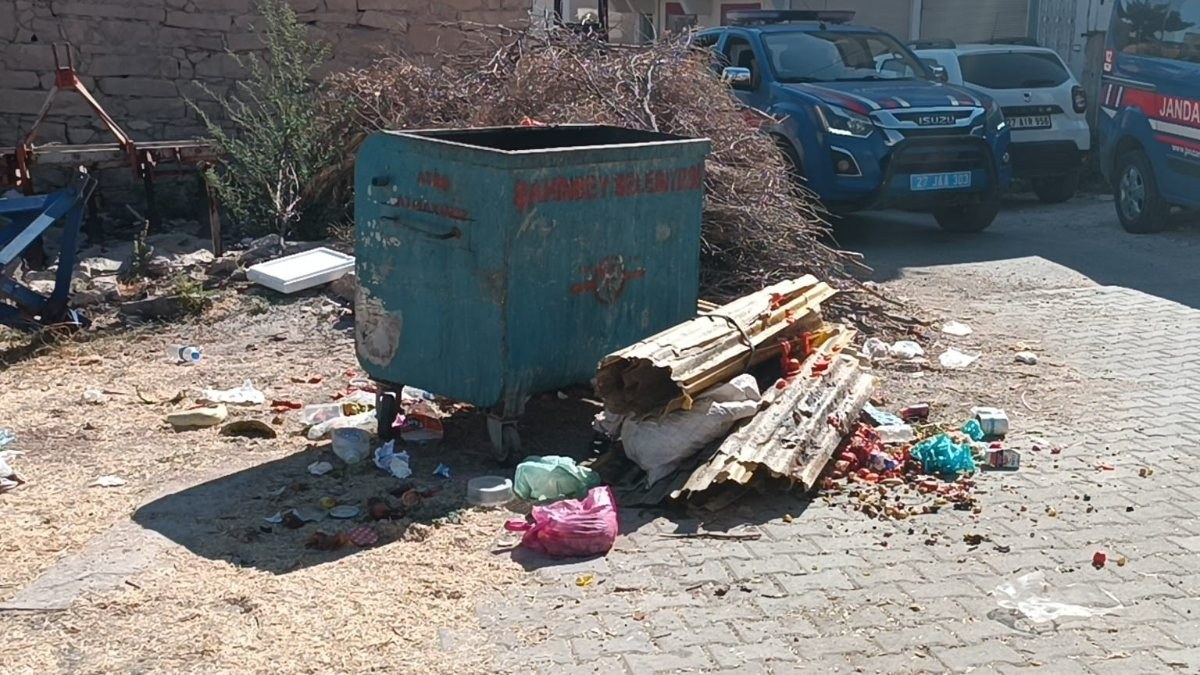 Gaziantep'teki çöpte erkek bebek cesedi bulundu