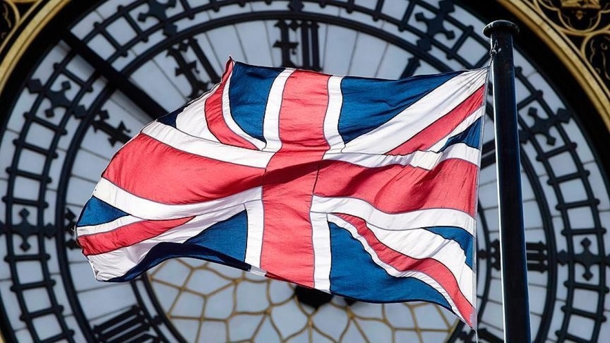 İngiltere ekonomisi, temmuz ayında aylık yüzde 0,2 büyüdü