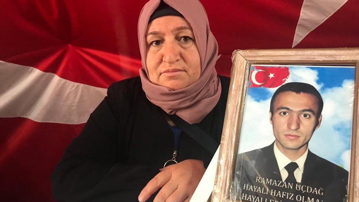 Diyarbakır annelerinin eylemi bin 109 gündür devam ediyor