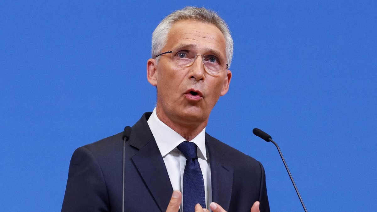 Jens Stoltenberg'den, Ukrayna'da uzun vadeli savaşa hazırlanma çağrısı