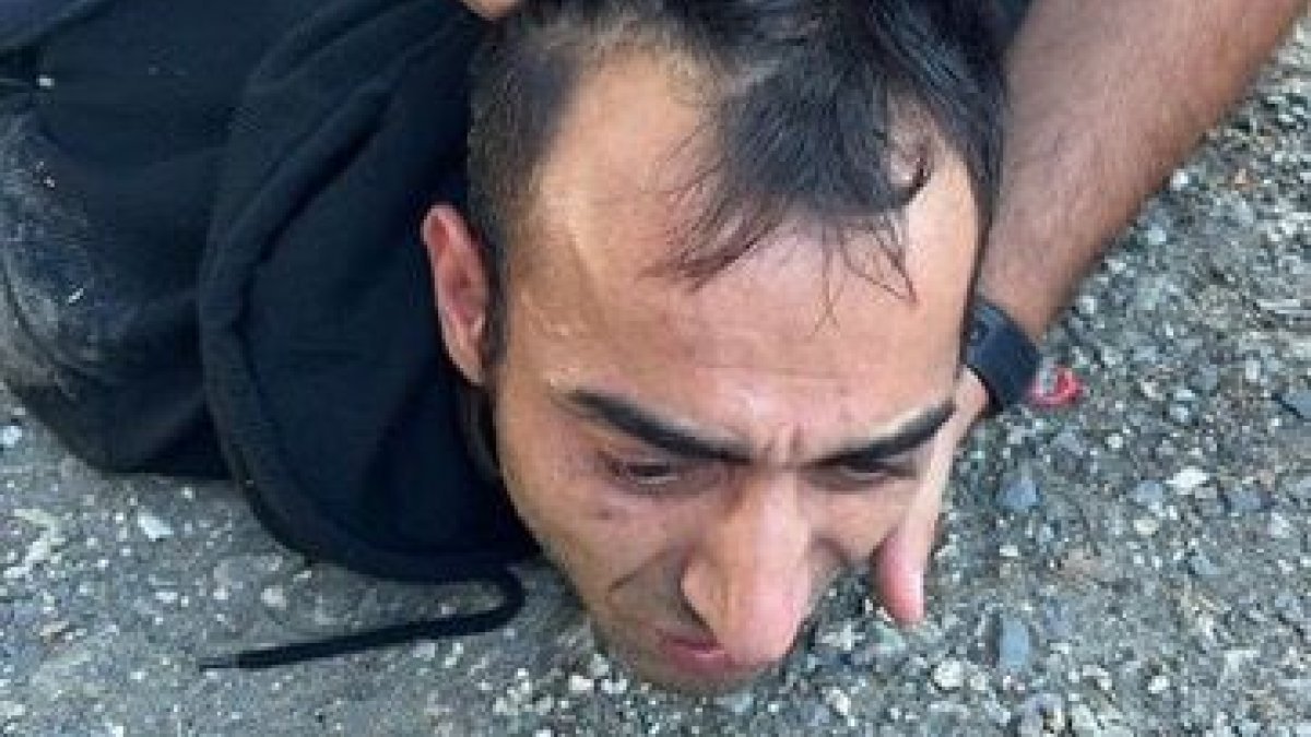 Başakşehir'de 2 kişiyi öldürüp Fatih'te 2 polisi vuran saldırgan yakalandı