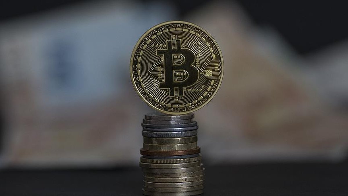 Bitcoin, Fed'in kararı öncesinde düşüşe geçti