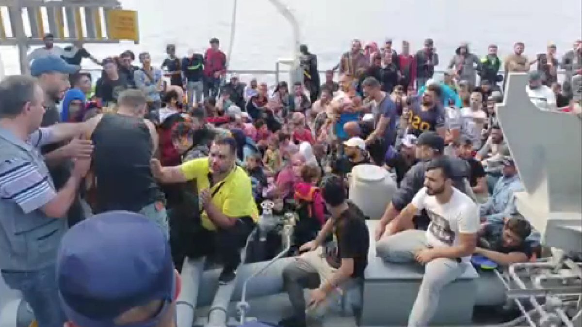 Antalya’da, 283 kaçak göçmen kurtarıldı