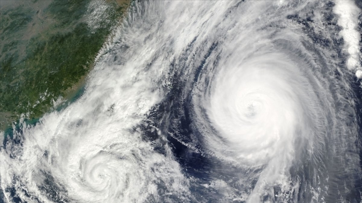 ABD'ye ilerleyen Fiona Kasırgası için kategori 4 uyarısı