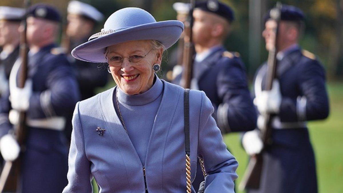 Kraliçe 2. Elizabeth'in cenazesinde Danimarka Kraliçesi korona oldu