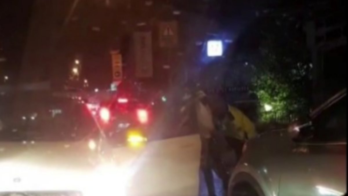 İstanbul'da alkollü sürücü polisler tarafından yakalandı