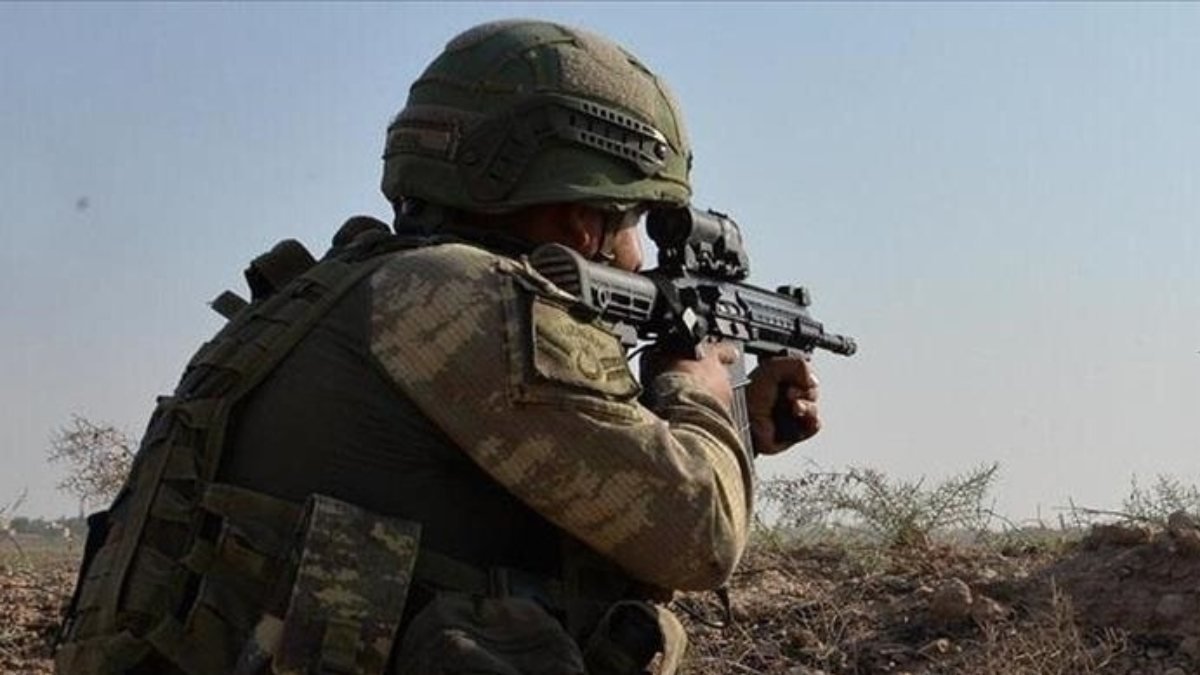 Barış Pınarı ve Zeytin Dalı bölgelerinde 2 terörist öldürüldü