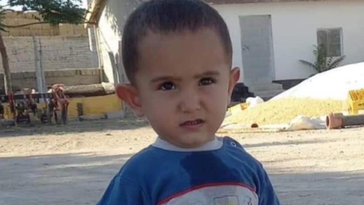 Aksaray'da kamyonetin altında kalan minik çocuk kurtarılamadı