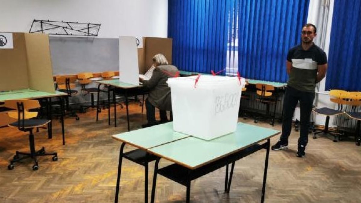 Bosna Hersek’te oy sayımı devam ederken seçim yasası değiştirildi