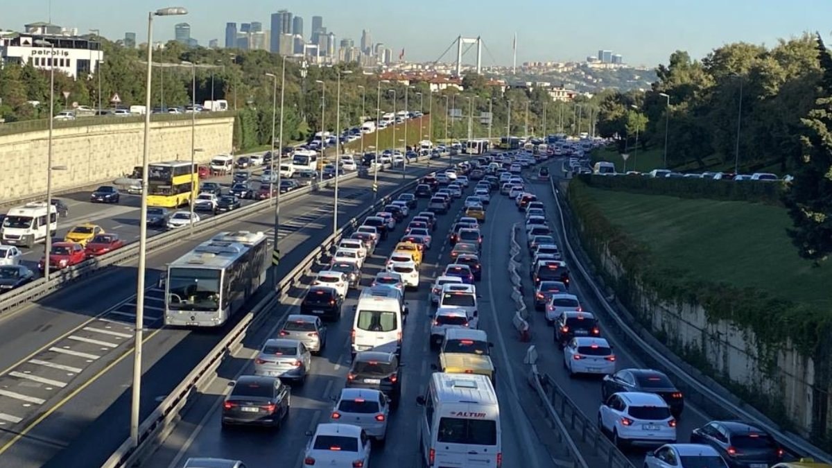 İstanbul’da trafik yüzde 63'e ulaştı