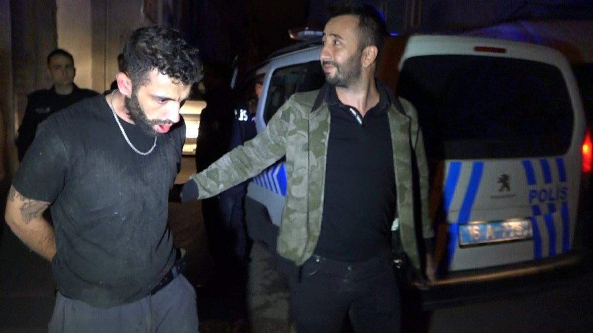 Bursa'da ehliyetsiz hırsız kamyonetin altında saklanırken yakalandı
