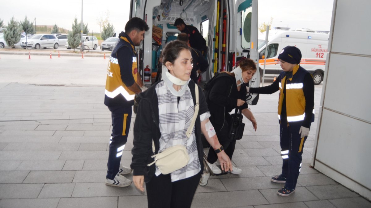 Aksaray'da öğretmenler okul dönüşü kaza yaptı