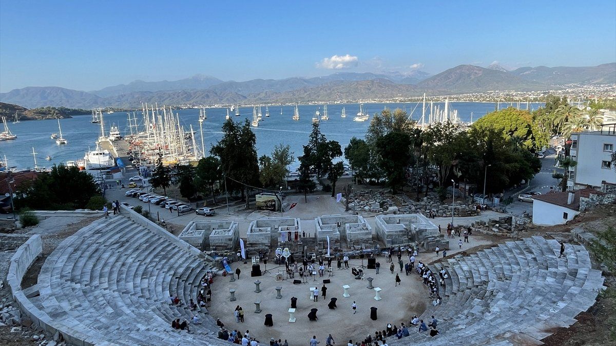 Fethiye'de Telmessos Antik Tiyatrosu yeniden açıldı