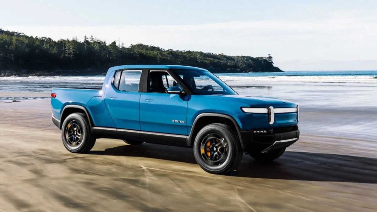 Rivian 12 bin aracını geri çağırıyor