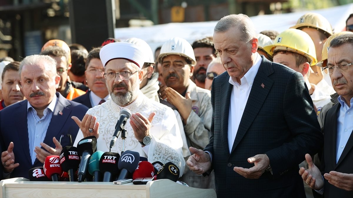 Ali Erbaş, Bartın'da maden kazasında hayatını kaybedenler için dua etti