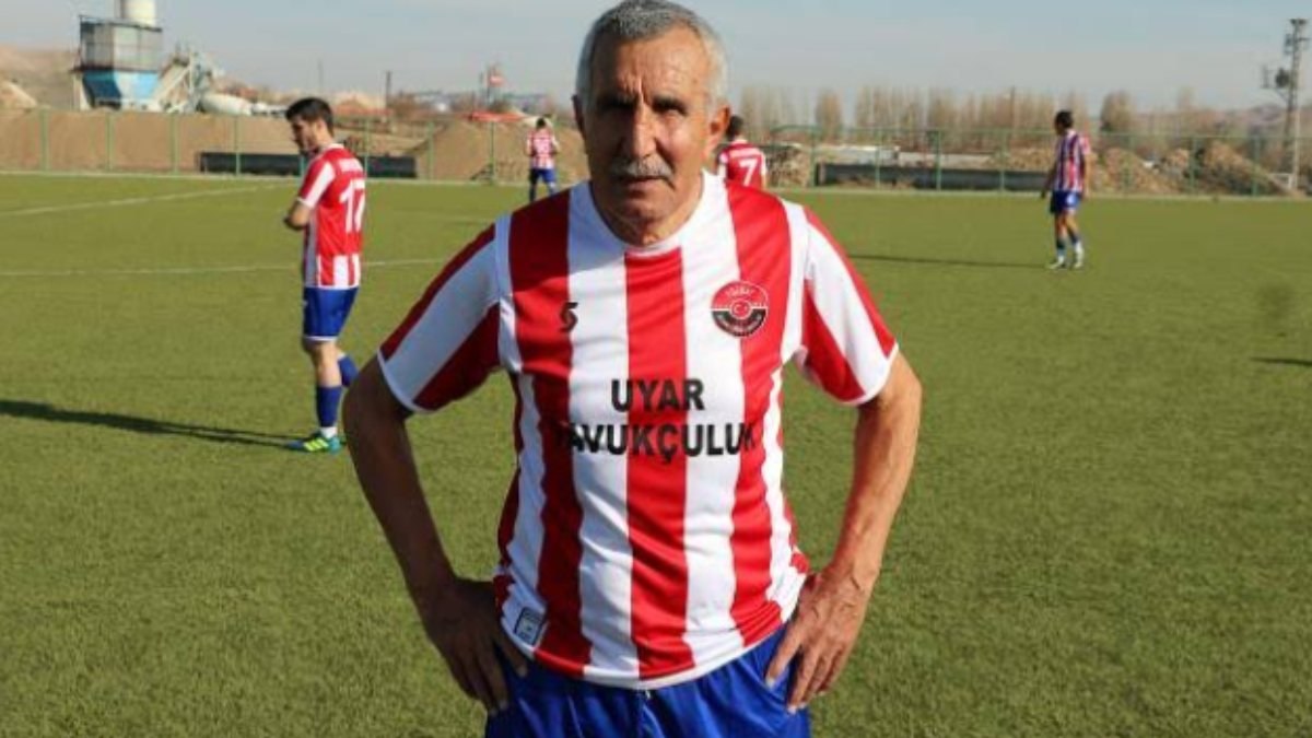 Şerif Kunt: Futbol oynayan en yaşlı oyuncu unvanı için çalışıyorum