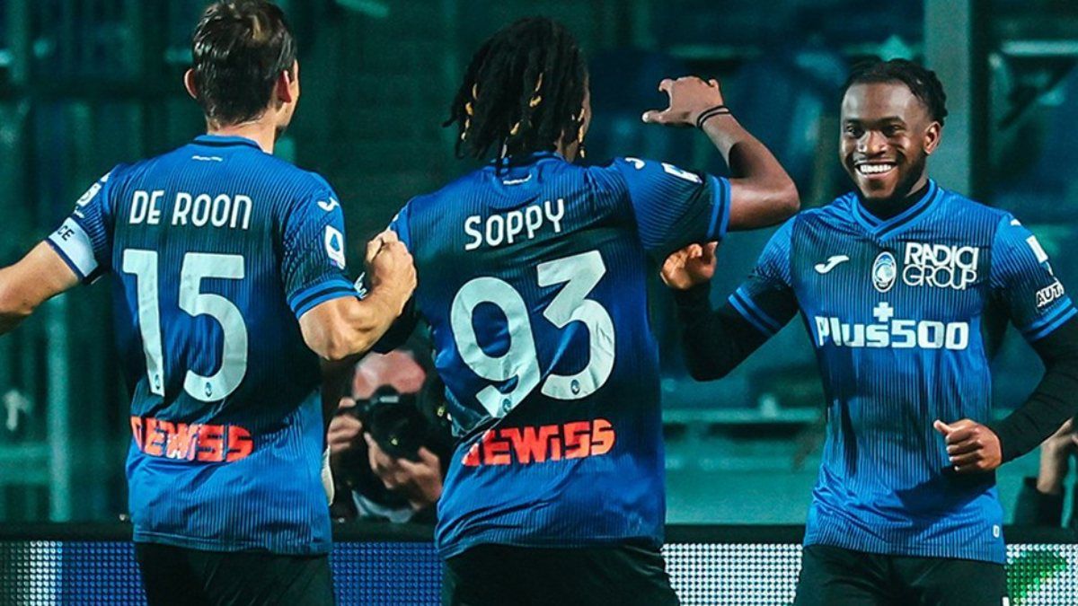 Atalanta maç fazlasıyla zirveye yerleşti