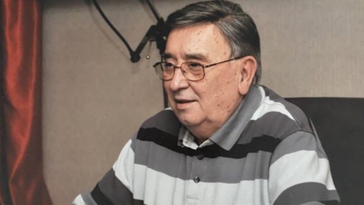 Eurovision'u Türkiye'ye sevdiren isim Bülend Özveren kimdir? Kaç yaşında ve neden öldü?