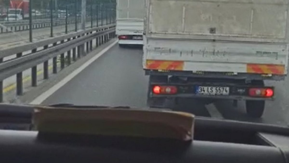 Bahçelievler'de kamyonet sürücüsü ambulansa yol vermedi