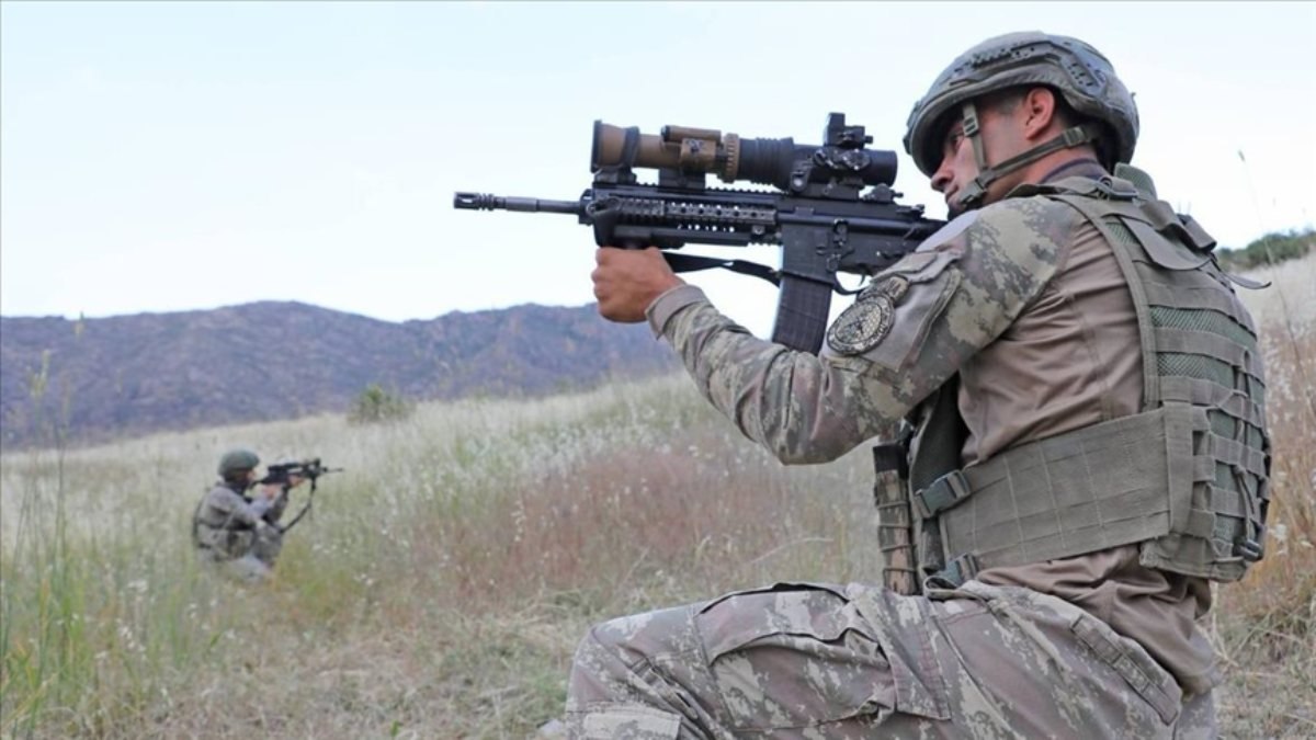 Pençe Kilit bölgesinde 3 terörist öldürüldü