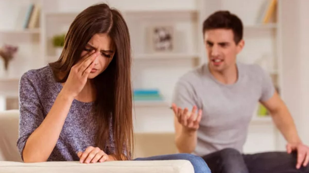 Bir ilişkide ayrılık belirtileri nelerdir? İşte 8 temel ayrılık sinyali!