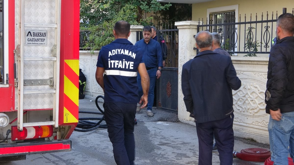 Adıyaman'da itfaiye erlerinin dikkati, evi kül olmaktan kurtardı
