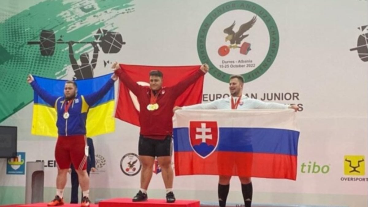 Milli halterci Ali Oflaz Avrupa şampiyonu oldu