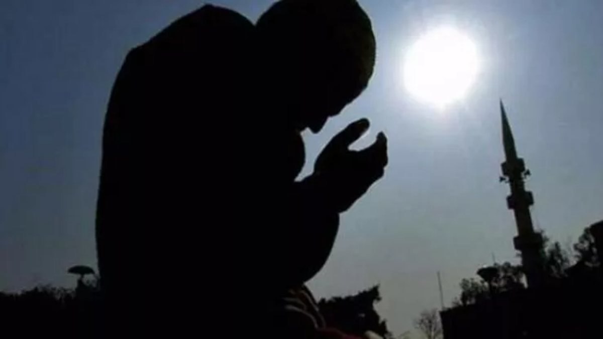 Güneş tutulmasında hangi namaz kılınır? Küsuf namazı nasıl kılınır, kaç rekattır?