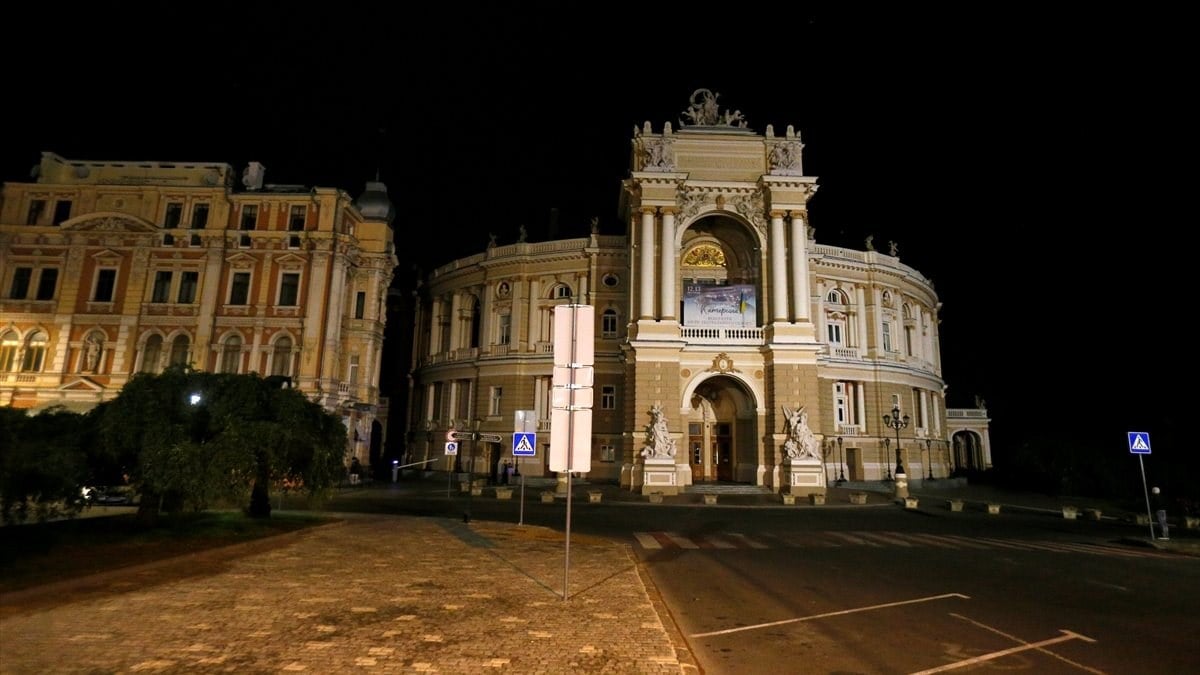 Elektrik kesintileri, Odessa'yı karanlığa gömdü