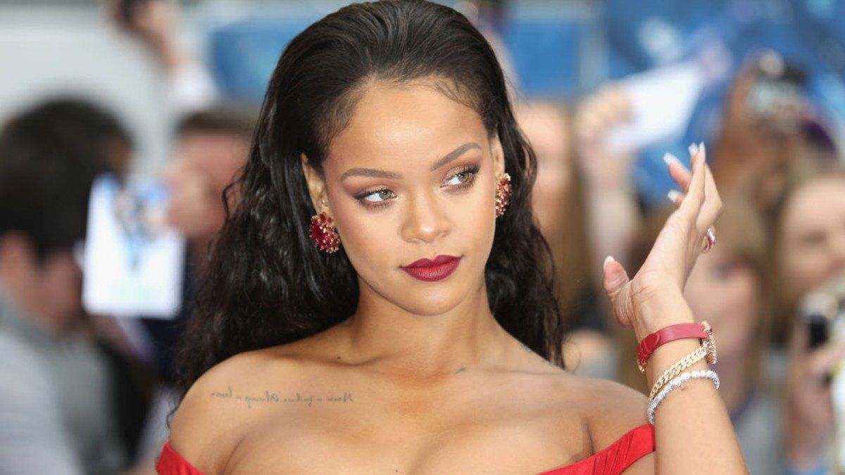 Rihanna'nın yeni şarkısı