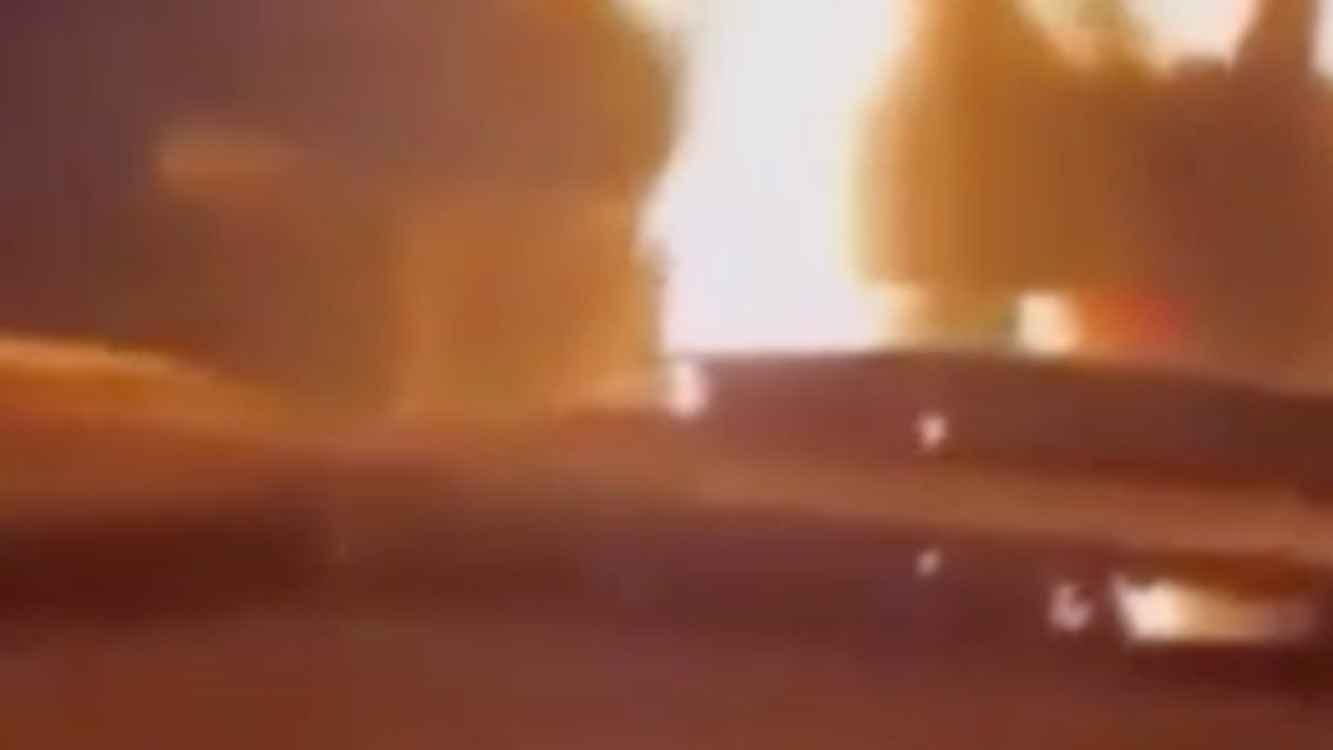 Irak'ta yangın çıkan binada çökme: 10 yaralı