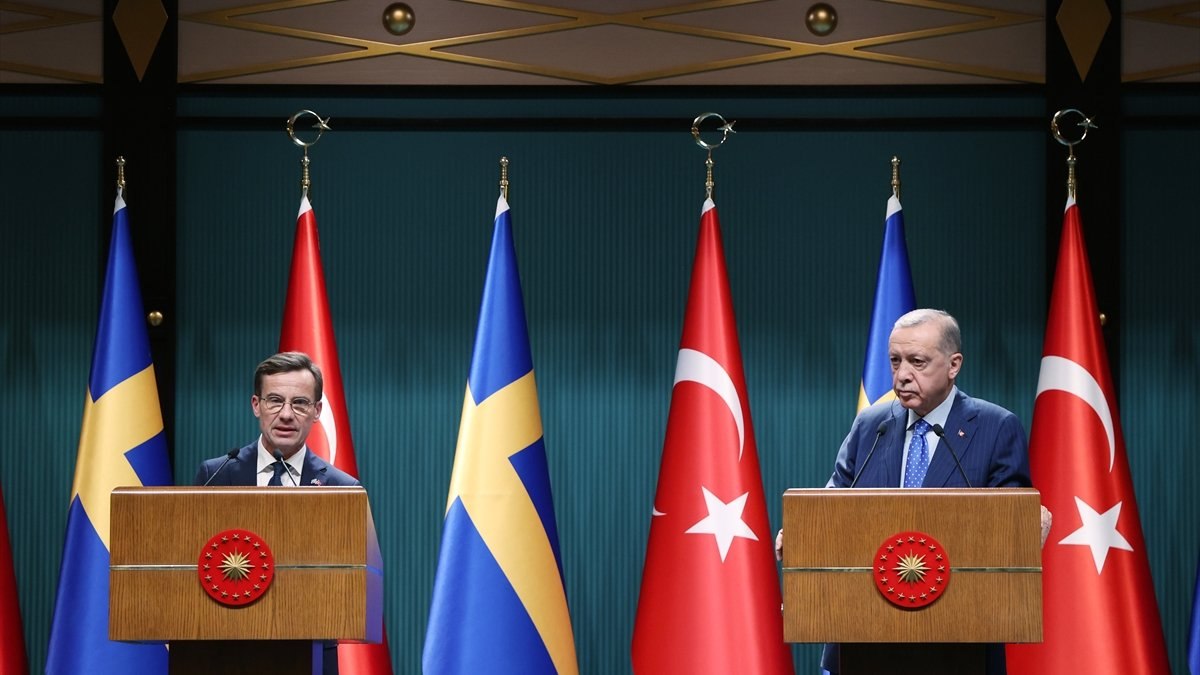 İsveç Başbakanı Kristerssson: Terörle mücadelede büyük adımlar atacağız